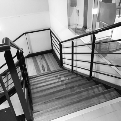 13 Escalier Metal