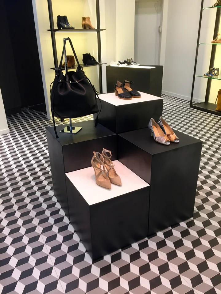 Une boutique mise en scène — vue 3
