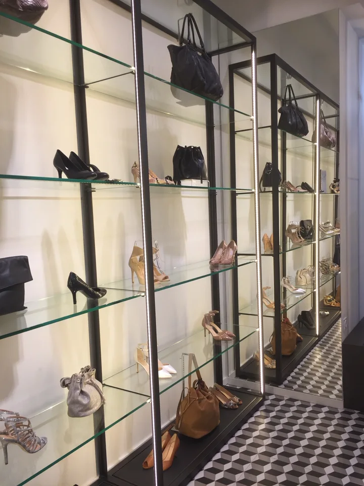 Une boutique mise en scène — vue 6